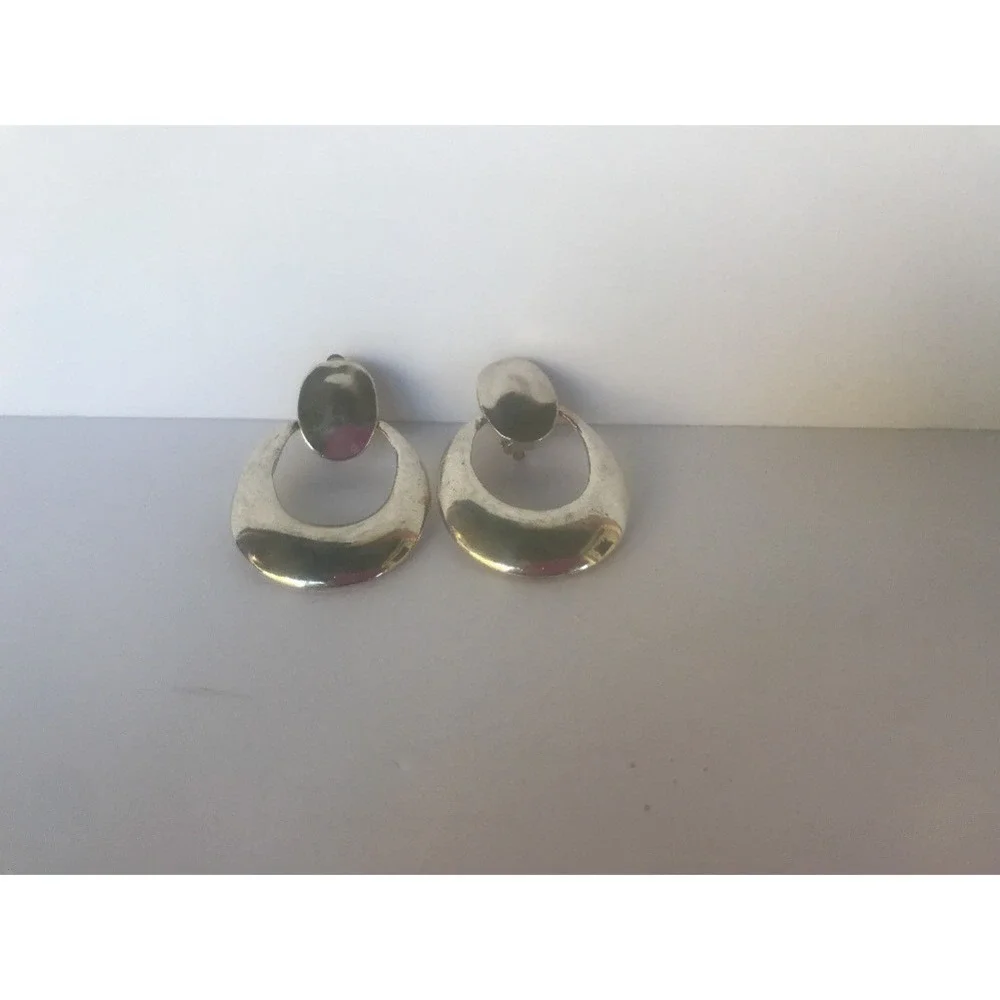 Earrings 1980's look silver tone clip‎ on round circles Dangle Two Tier Chunky
